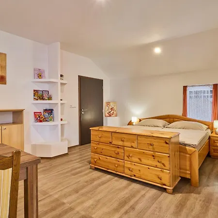 Havlovice, U Dřevěné Lávky, Okres Trutnov Apartmán *