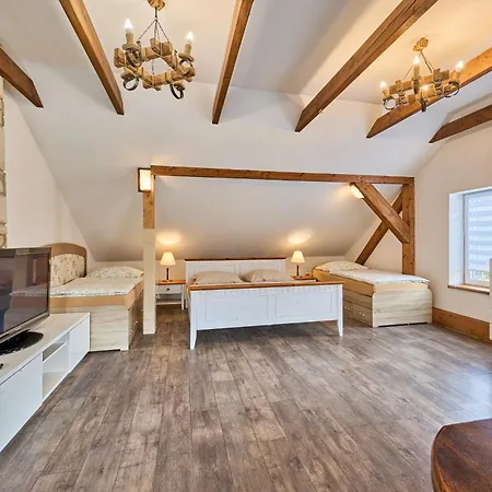 Havlovice, U Dřevěné Lávky, Okres Trutnov Apartmán