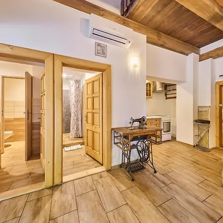 Apartmán Havlovice, U Dřevěné Lávky, Okres Trutnov *